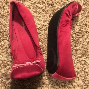 New without tags pink ballet flats